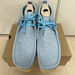 Clarks - END. OXFORD FLOWERS WALLABEE PALE BLUEの通販 by VOLT's
