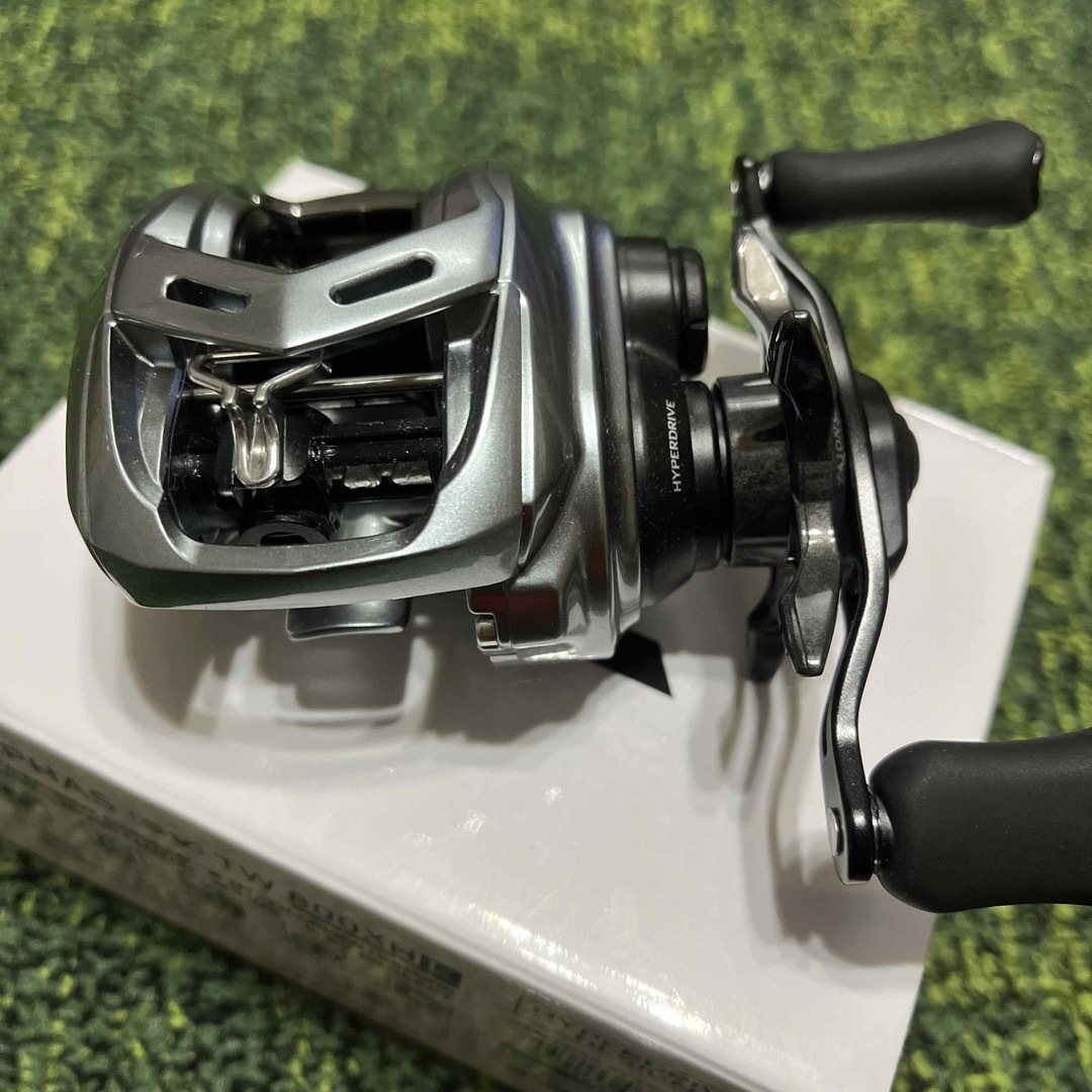 DAIWA(ダイワ)のka-2様専用 21ALPHAS アルファス SV TW800XHL 左巻き スポーツ/アウトドアのフィッシング(リール)の商品写真