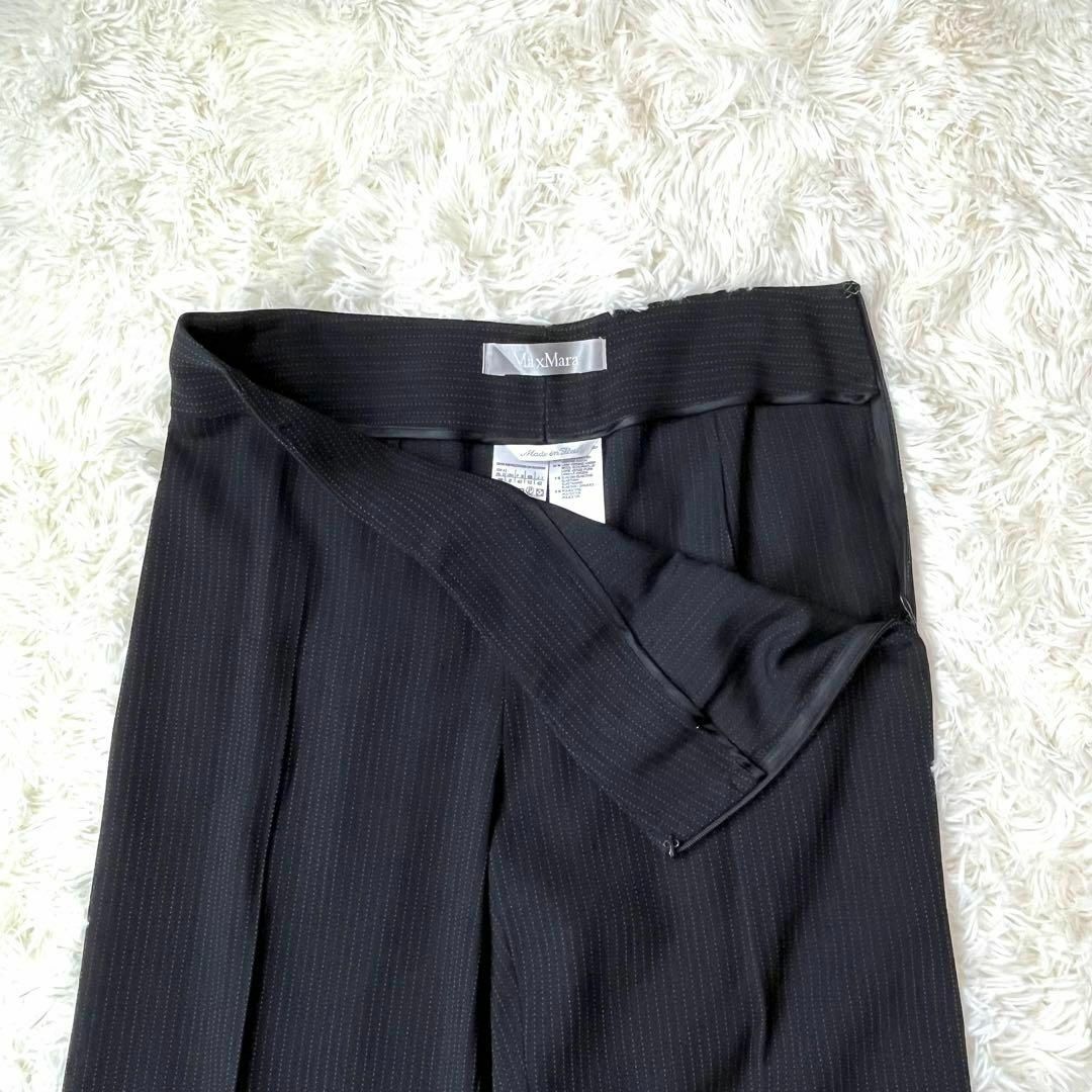 Max Mara(マックスマーラ)の専用　美品 Max Mara マックスマーラ パンツスーツ セットアップ 銀  レディースのフォーマル/ドレス(スーツ)の商品写真