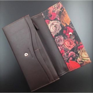 ポールスミス(Paul Smith)の☆お買い得☆新品☆箱付 ポールスミス 花柄かぶせ 長財布 濃茶(財布)