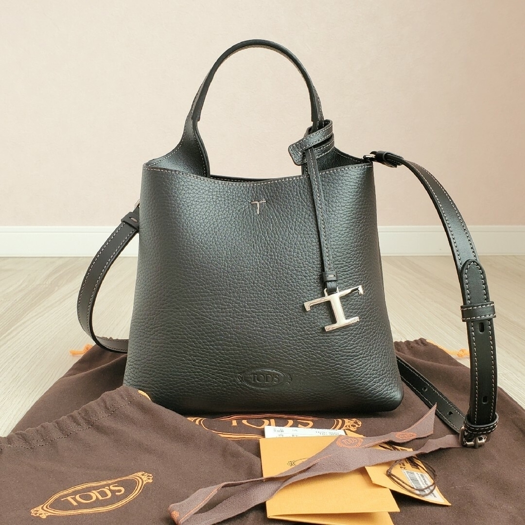 TOD'S - 未使用同様 TOD'Sトッズ T タイムレス レザー バッグ TOD'S - 未使用同様 TOD'Sトッズ T タイムレス レザー バッグ