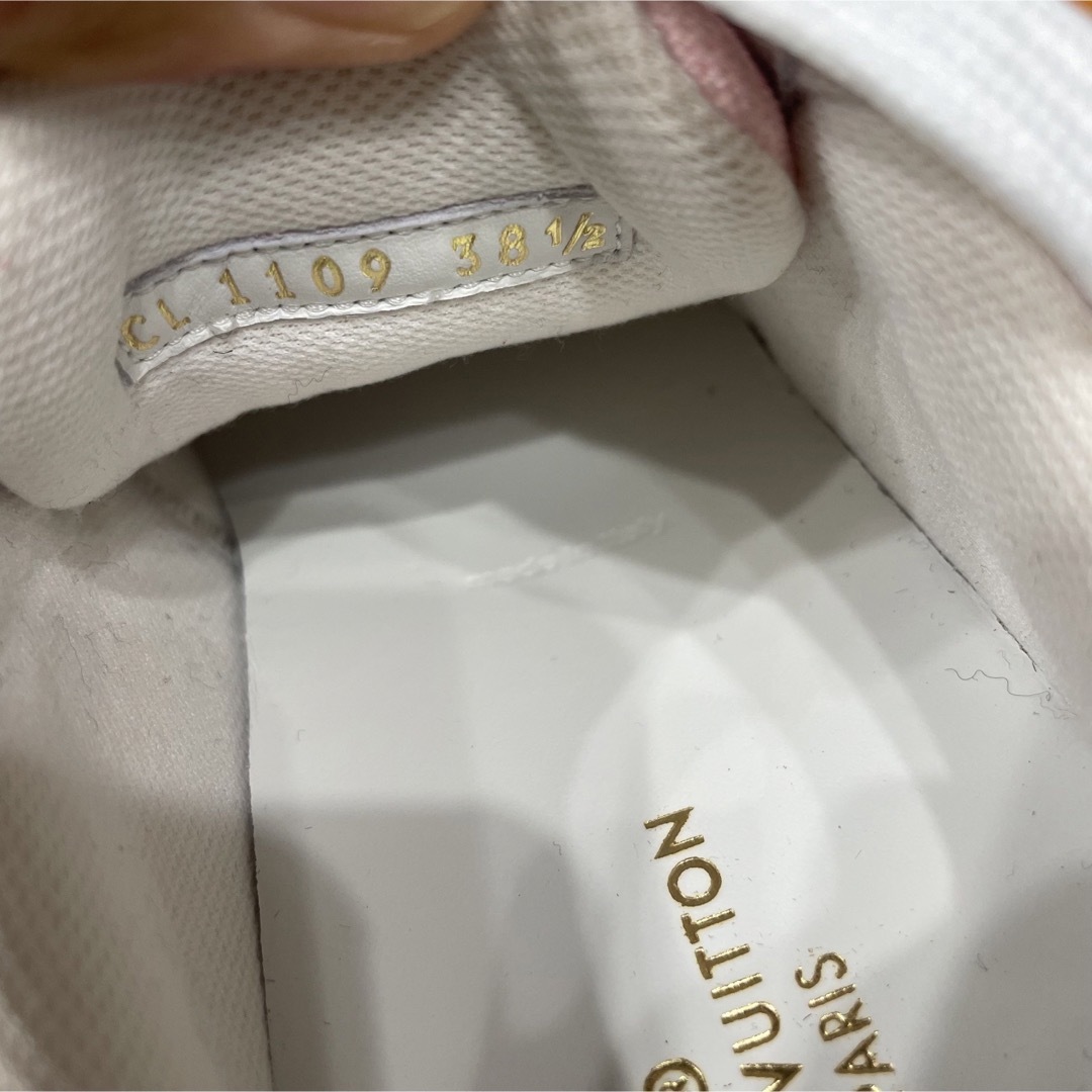 LOUIS VUITTON - Louis Vuitton スニーカー ピンクの通販 by ぶ LOUIS VUITTON - Louis Vuitton スニーカー ピンクの通販 by ぶ