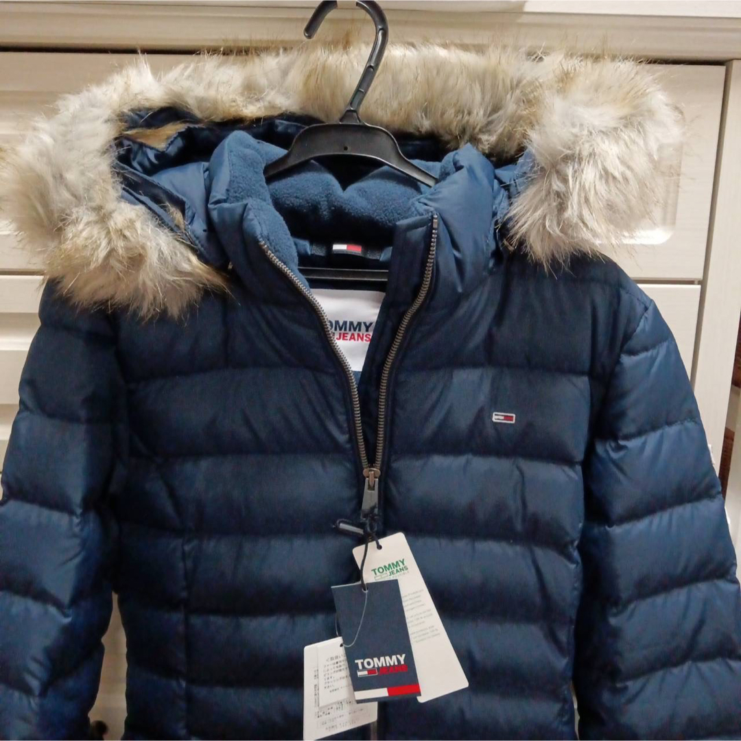 TOMMY HILFIGER(トミーヒルフィガー)のトミーフィルフィガーダウンコート美品　定価30000円 レディースのジャケット/アウター(ダウンコート)の商品写真