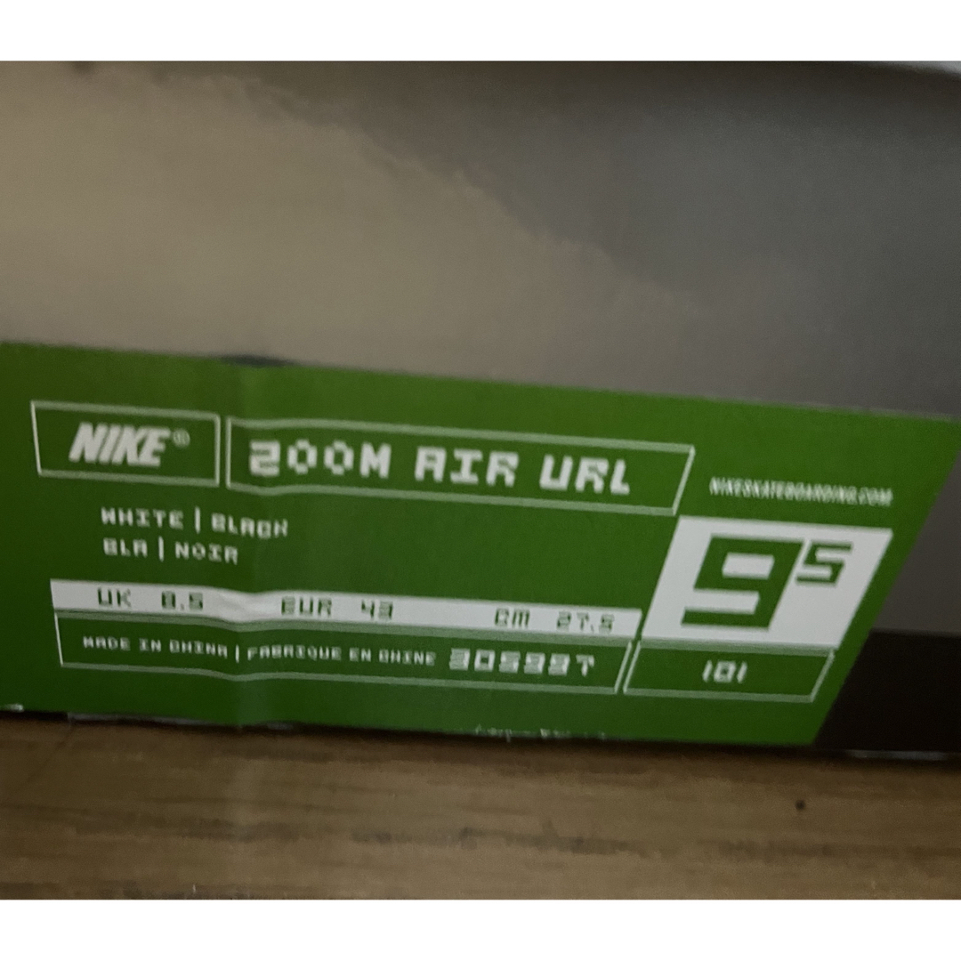 NIKE(ナイキ)のNIKE SB ZOOM URL 27.5cm 阪神タイガースモデル メンズの靴/シューズ(スニーカー)の商品写真