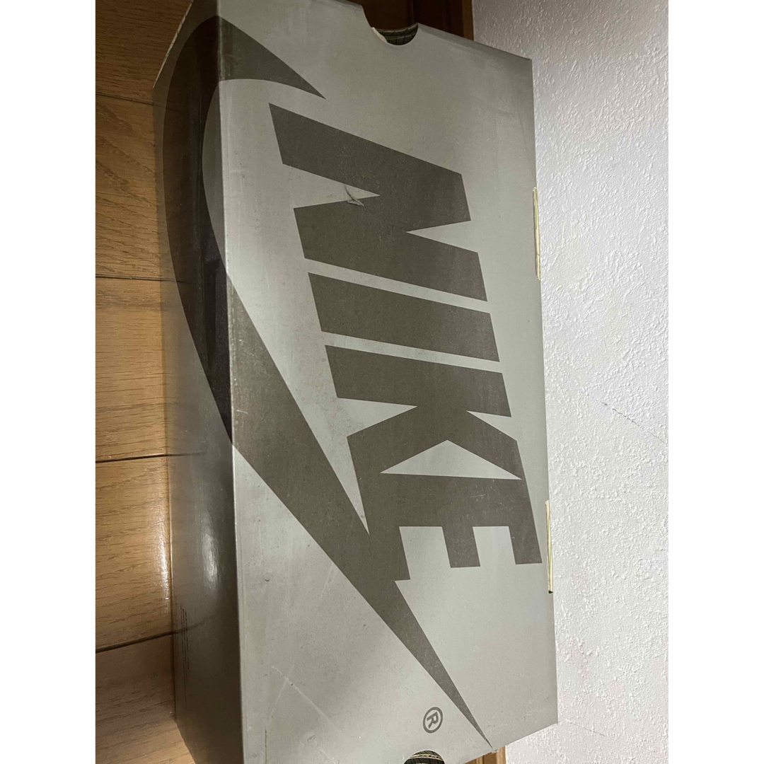 NIKE(ナイキ)のNIKE SB ZOOM URL 27.5cm 阪神タイガースモデル メンズの靴/シューズ(スニーカー)の商品写真