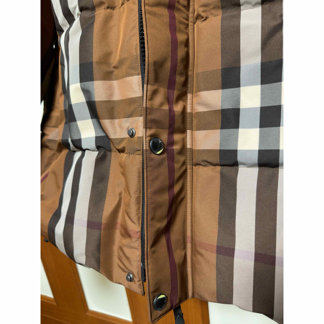 【バーバリー】BURBERRYリバーシブルダウン