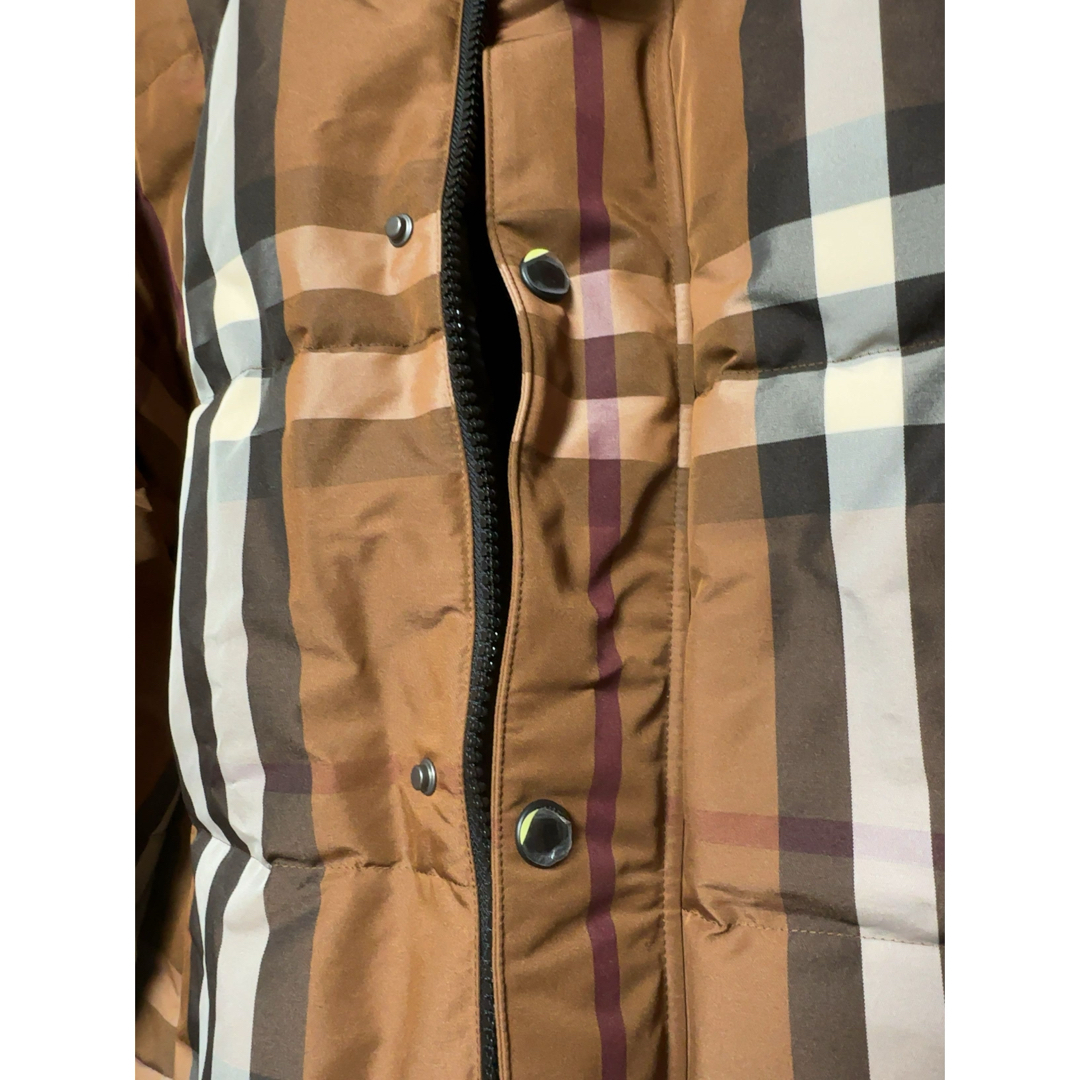 BURBERRY - 【バーバリー】BURBERRYリバーシブルダウン の通販 by s