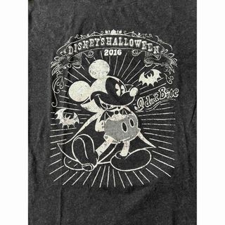 ディズニー(Disney)の【美品】MとSサイズセット　ディズニーハロウィン2016 Tシャツ♪ヴァンパイヤ(Tシャツ/カットソー(半袖/袖なし))