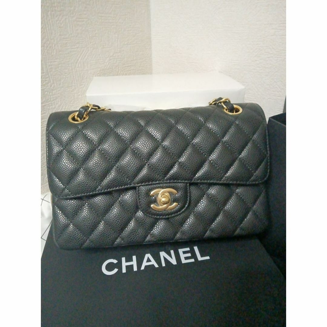 定休日以外毎日出荷中] Chanel Handbag Classic （シャネル）Small