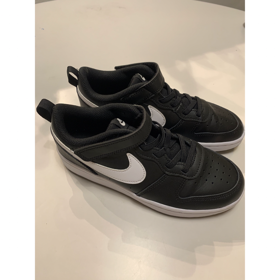 NIKE(ナイキ)の【りあ様専用】NIKE ナイキ　キッズ　スニーカー　BQ5451 キッズ/ベビー/マタニティのキッズ靴/シューズ(15cm~)(スニーカー)の商品写真