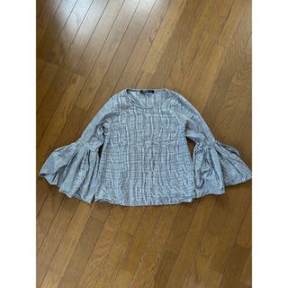 ザラ(ZARA)のZARA チェック柄　トップス　Sサイズ(カットソー(長袖/七分))