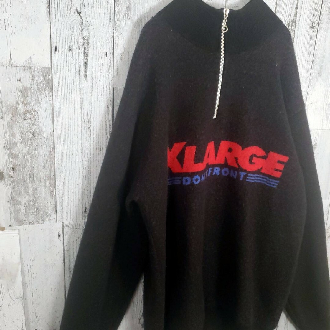 XLARGE(エクストララージ)の【希少デザイン】ニット　ハーフジップ XLARGE　前面ビッグロゴ　XL メンズのトップス(ニット/セーター)の商品写真