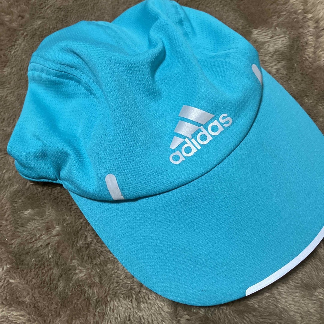 adidas(アディダス)のadidas ランニング用キャップ　試着のみ レディースの帽子(キャップ)の商品写真