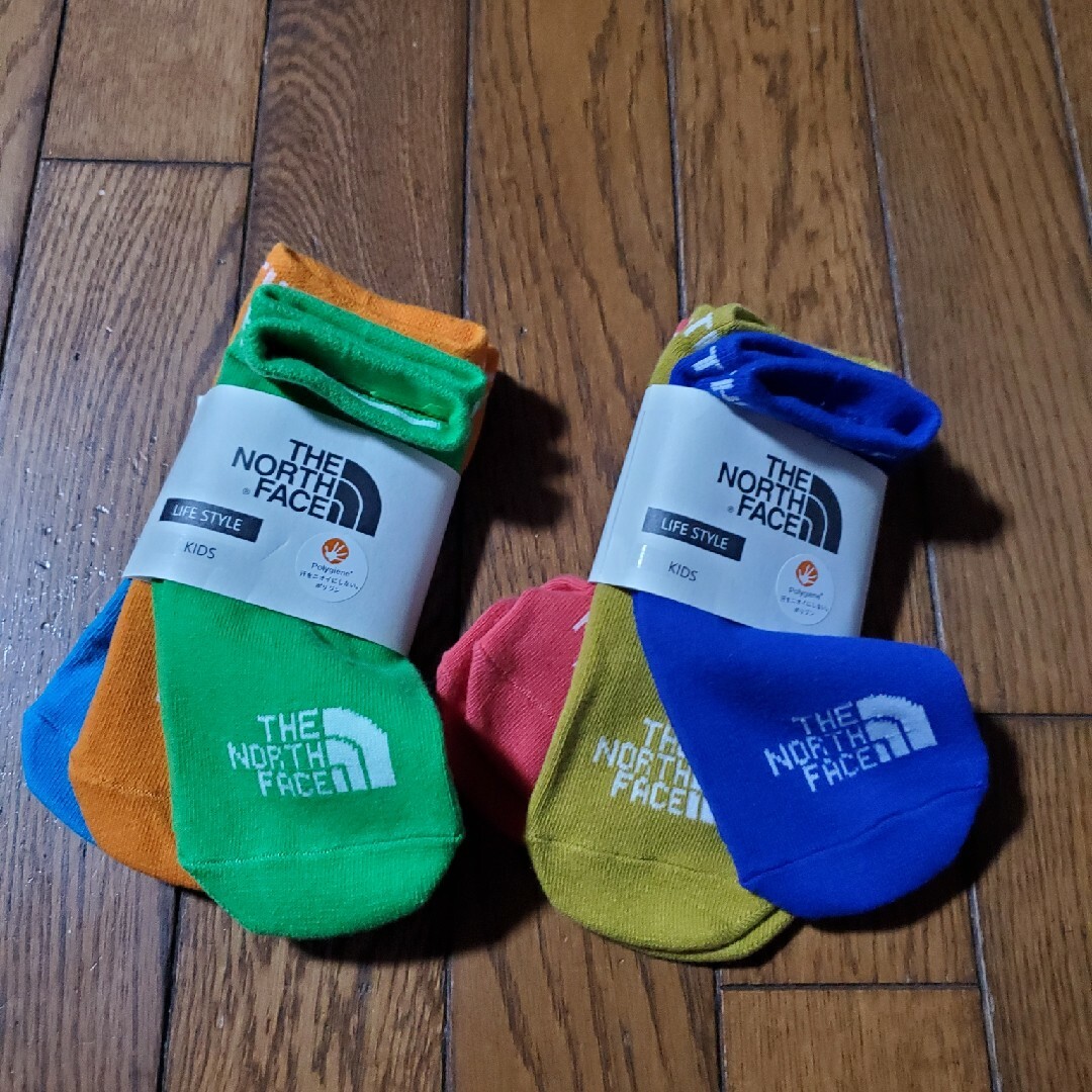 THE NORTH FACE(ザノースフェイス)のザノースフェイス◎くるぶしソックス3P✕2セット(6足)◎19～21cm青&緑 キッズ/ベビー/マタニティのこども用ファッション小物(靴下/タイツ)の商品写真