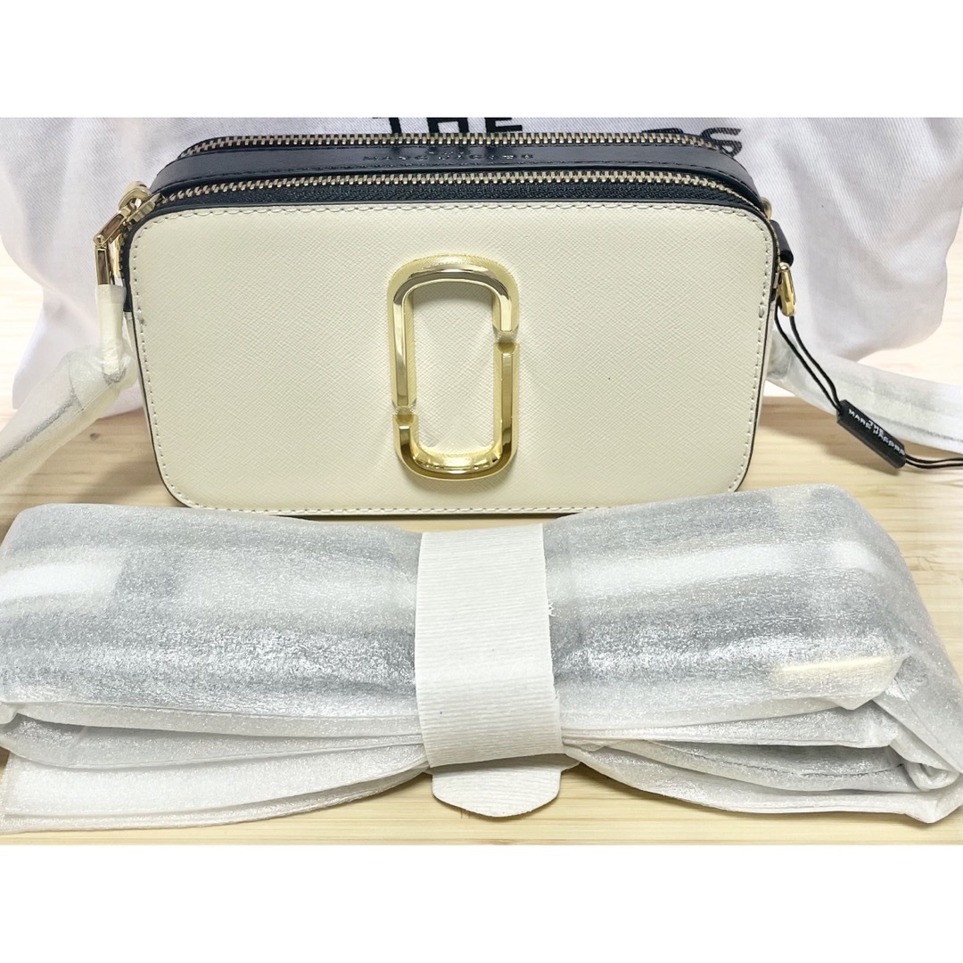 marc jacobsスナップショットNEW CLOUD WHITE MULTI-