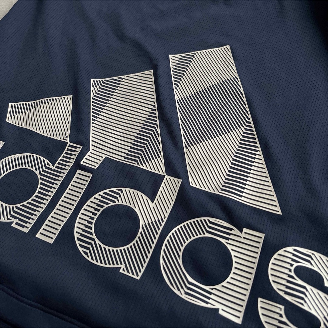 adidas(アディダス)のアディダス　半袖トレーニングシャツ　プラシャツ　Tシャツ　150 ネイビー キッズ/ベビー/マタニティのキッズ服男の子用(90cm~)(Tシャツ/カットソー)の商品写真