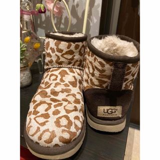 UGG(ブーツ)のフリマアイテム一覧 UGG(ブーツ)のフリマアイテム一覧