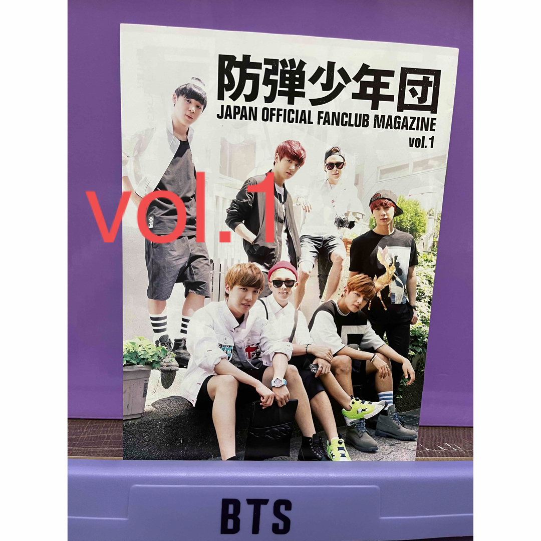 防弾少年団(BTS)(ボウダンショウネンダン)のBTS 会報誌  FANCLUB  MAGAZINE vol.1  エンタメ/ホビーのタレントグッズ(アイドルグッズ)の商品写真