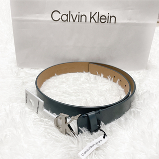 カルバンクライン(Calvin Klein)の《未使用》大人気　カルバンクライン　メンズ　ベルト　ロゴ　希少　レザーベルト(ベルト)