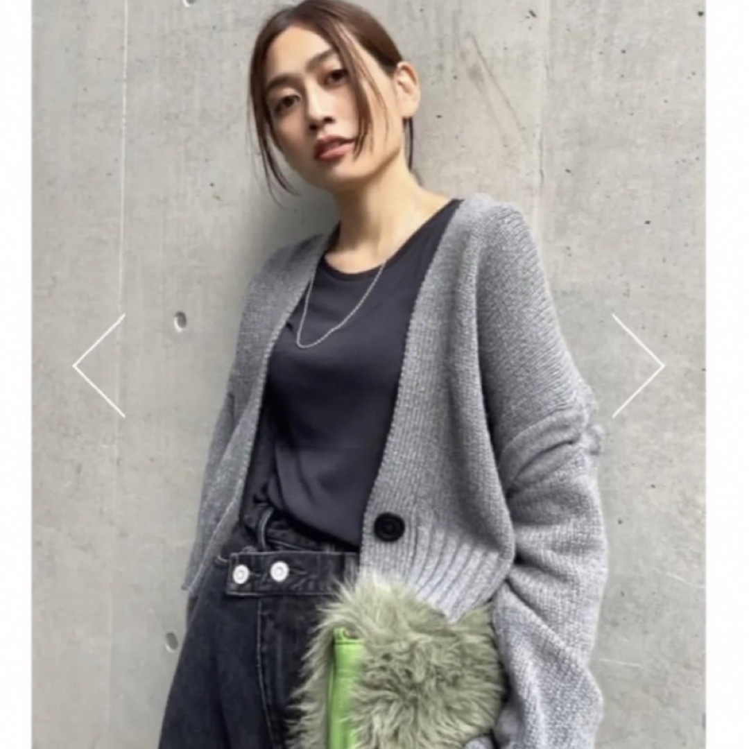 moussy(マウジー)の新色ブラック★MOUSSY CROSS WAIST WIDE STRAIGHT レディースのパンツ(デニム/ジーンズ)の商品写真