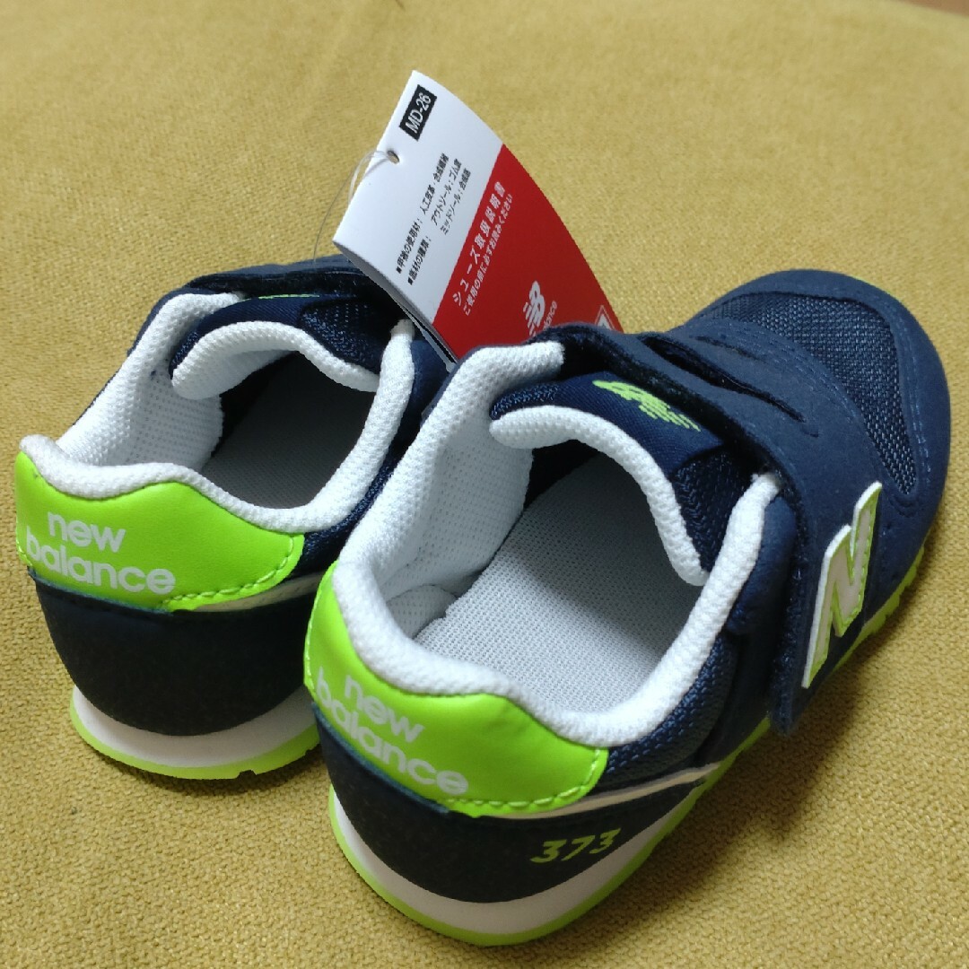 New Balance(ニューバランス)のnew balanceスニーカー（15ｾﾝﾁ） キッズ/ベビー/マタニティのキッズ靴/シューズ(15cm~)(スニーカー)の商品写真