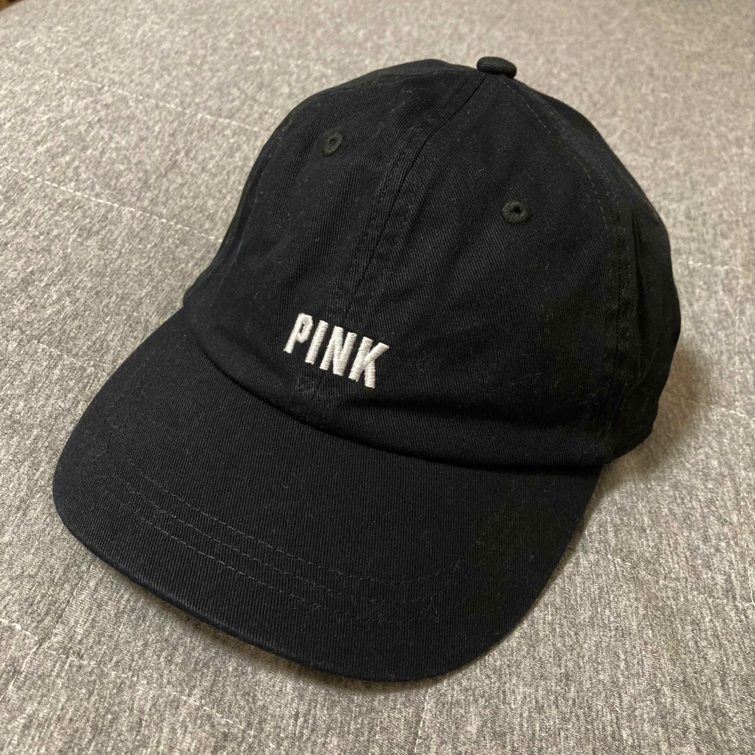 Victoria's Secret(ヴィクトリアズシークレット)のVS PINK キャップ ブラック 黒 レディースの帽子(キャップ)の商品写真