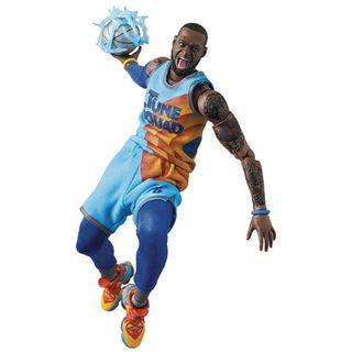 MAFEX LeBron James SPACEJAM:A NEW LEGACY