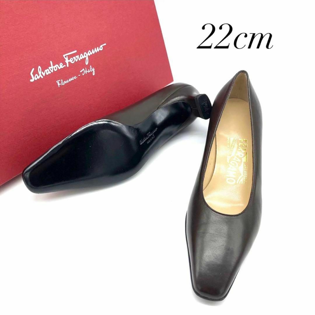 Ferragamo プラットフォームパンプス 美脚