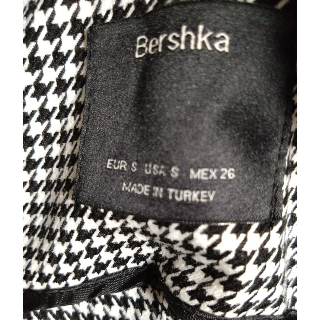 Bershka(ベルシュカ)のBershka、秋冬ミドル丈ベスト、S レディースのトップス(ベスト/ジレ)の商品写真