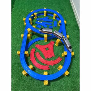 プラレール　２段　立体　まとめ売り　大量　タワー　400系新幹線つばさ付(鉄道模型)