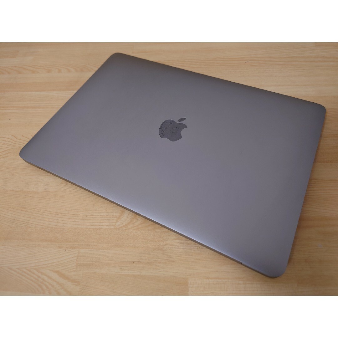 MacBook Air 2018 8g 128gb スペースグレー-