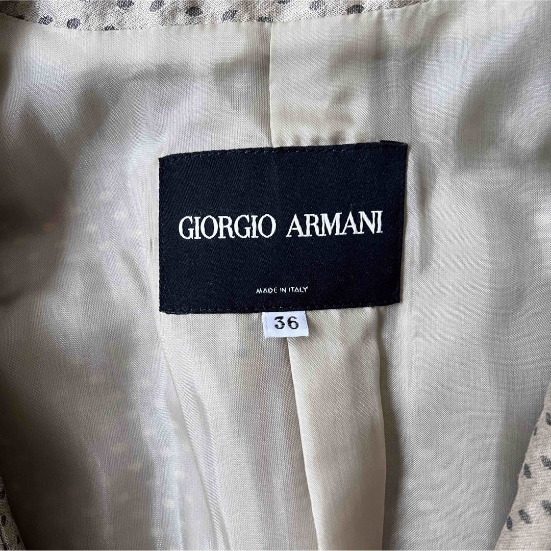 Giorgio Armani(ジョルジオアルマーニ)のGIORGIO ARMANI ジョルジオアルマーニ　テーラードジャケット　ドット レディースのジャケット/アウター(テーラードジャケット)の商品写真