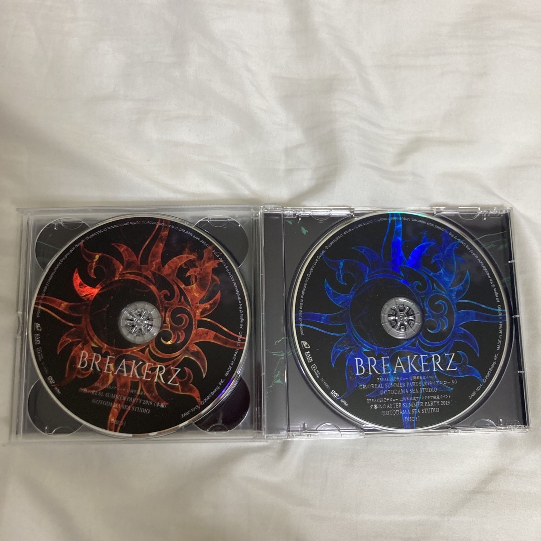 BREAKERZ  BARABARA / LOVE STAGE FC限定盤 レア エンタメ/ホビーのDVD/ブルーレイ(ミュージック)の商品写真