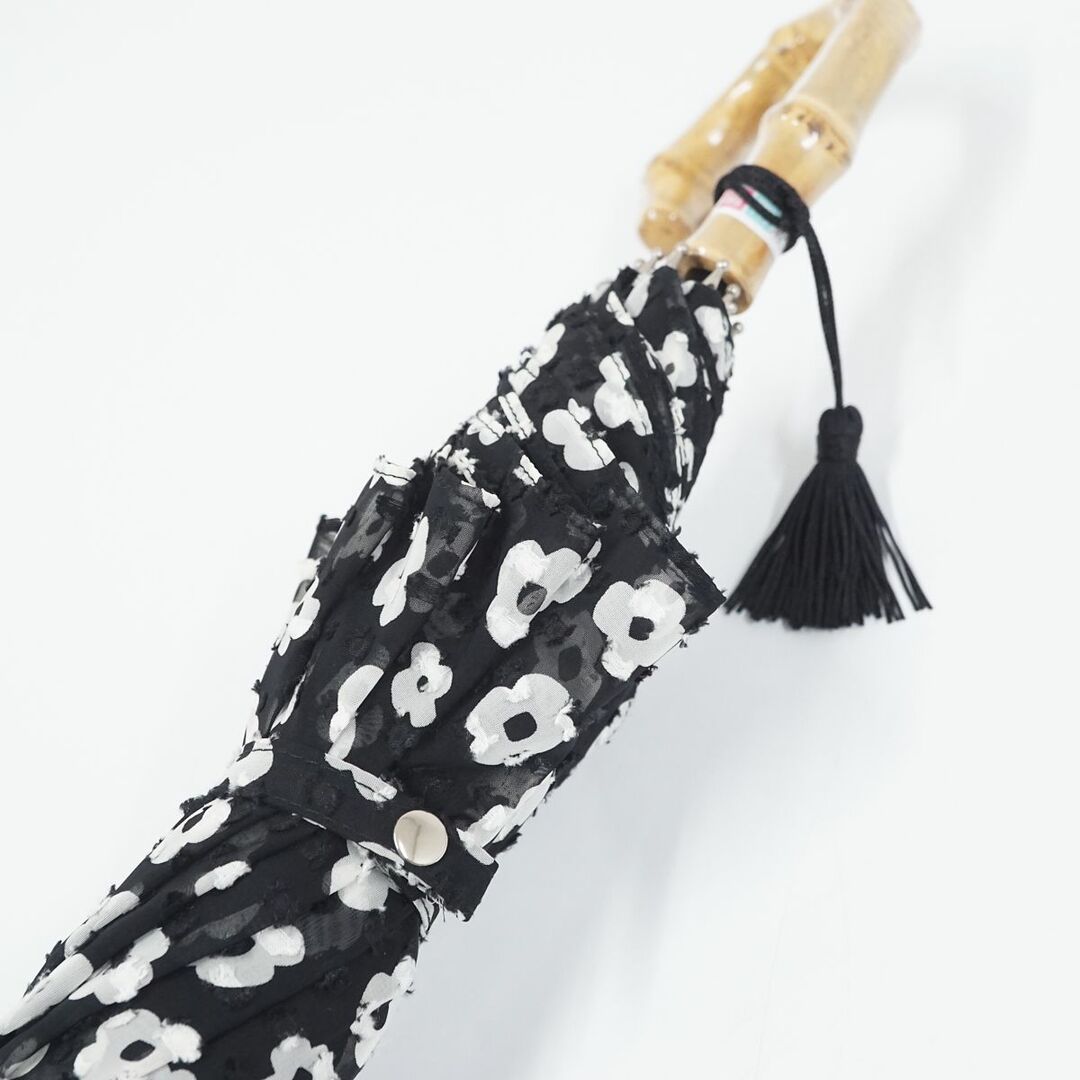 日傘 instrument インストゥルメント USED美品 晴雨兼用 ブラックxホワイト フラワー 花柄 寒竹手元 かわいい UV 47cm S A9590 レディースのファッション小物(傘)の商品写真