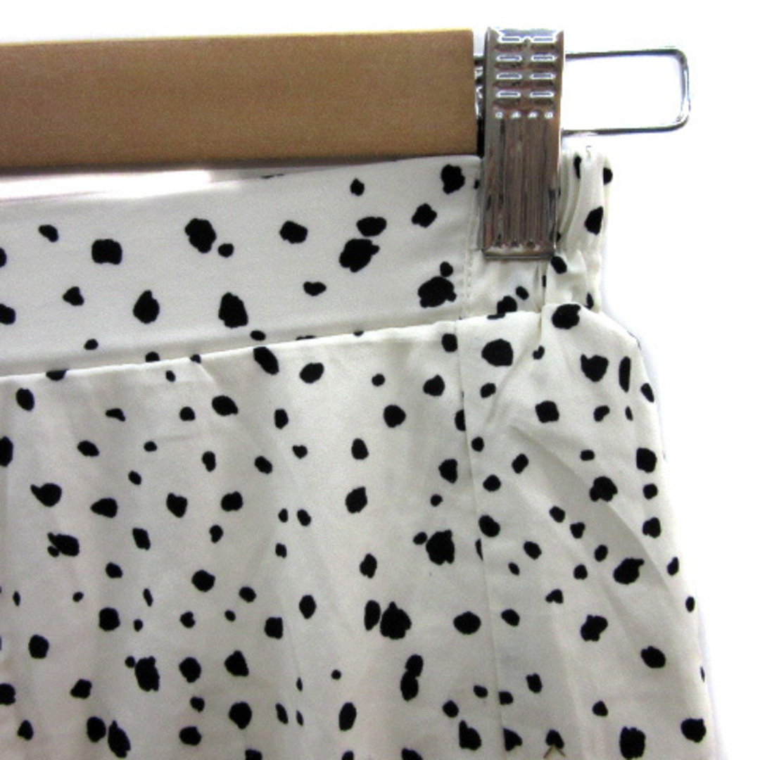 GRL(グレイル)のグレイル フレアスカート マキシ丈 ロング丈 ダルメシアン柄 S 白 黒 レディースのスカート(ロングスカート)の商品写真