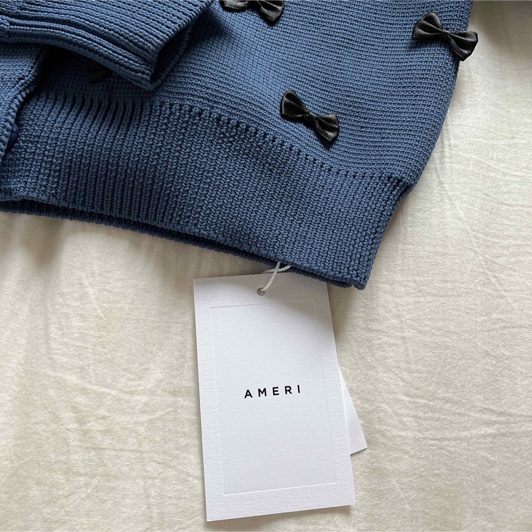 Ameri VINTAGE(アメリヴィンテージ)の新品未使用★MANY RIBBON SHORT KNIT TOP【S】 レディースのトップス(カーディガン)の商品写真