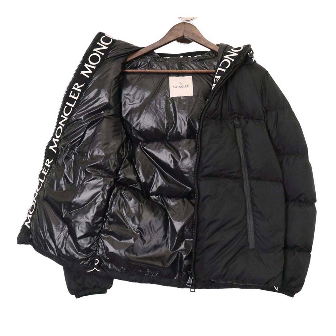 モンクラ  MONTCLA  モンクレール MONCLER