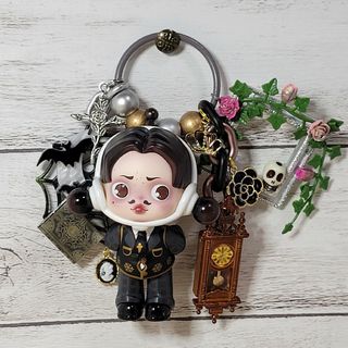 ADDAMS FAMILY✝️じゃらじゃらｷｰﾎﾙﾀﾞｰ(バッグチャーム)