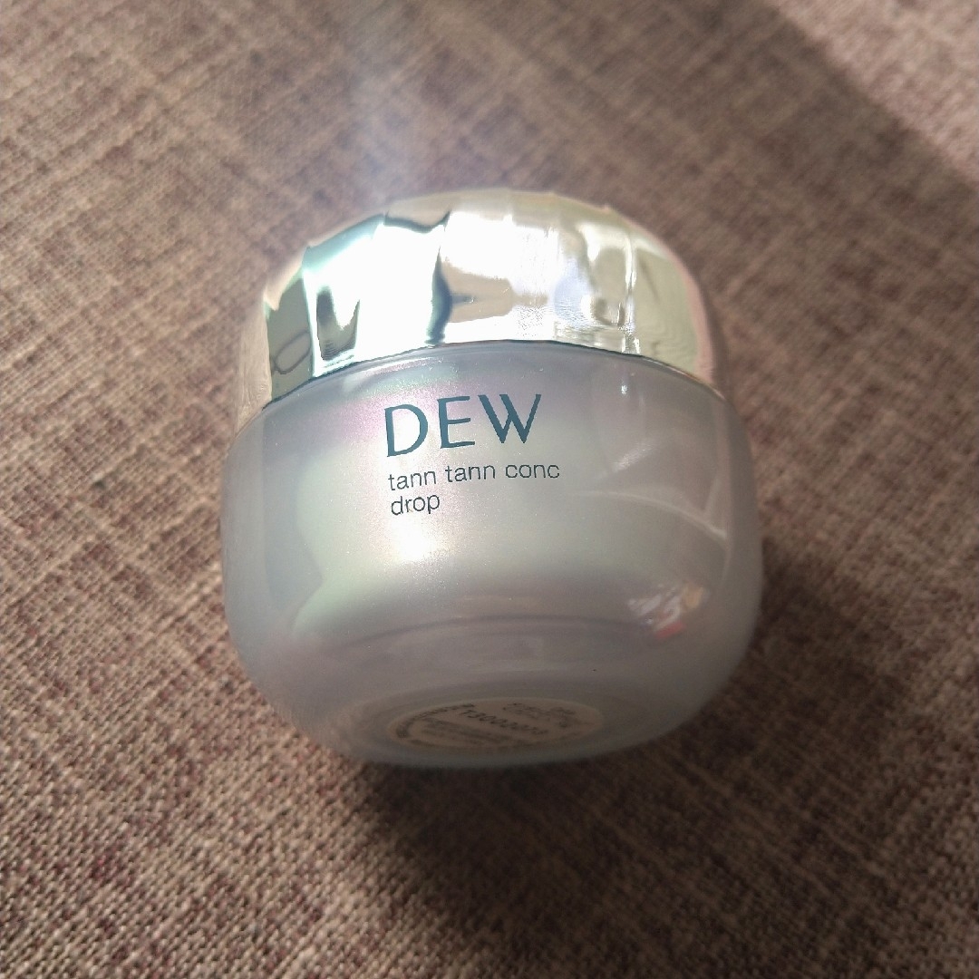 DEW(デュウ)のカネボウデュウ タンタンコンクドロップ コスメ/美容のスキンケア/基礎化粧品(フェイスクリーム)の商品写真