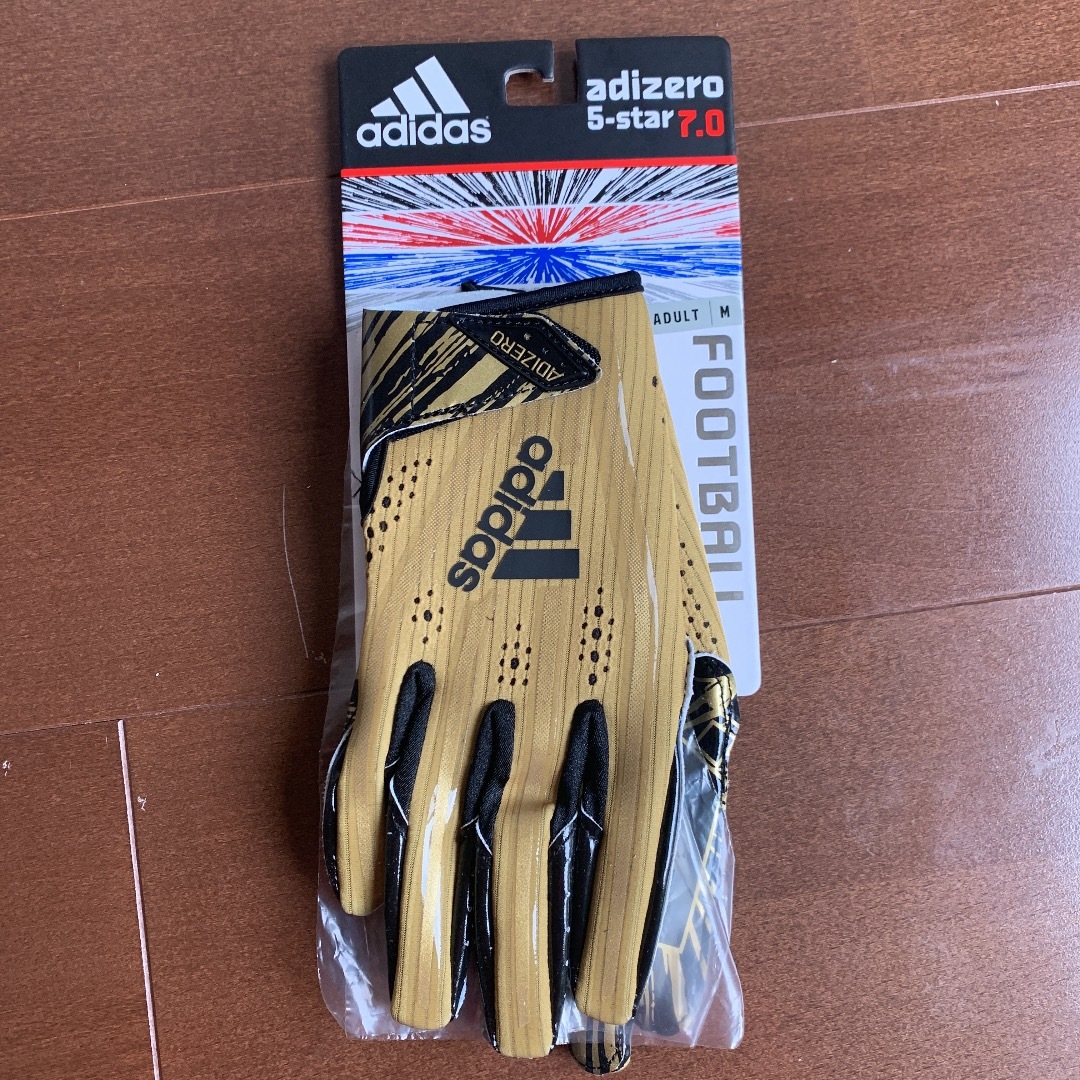 adidas(アディダス)のadidas“adizero 5 STAR 7.0”ゴールドメタリック Mサイズ スポーツ/アウトドアのスポーツ/アウトドア その他(アメリカンフットボール)の商品写真