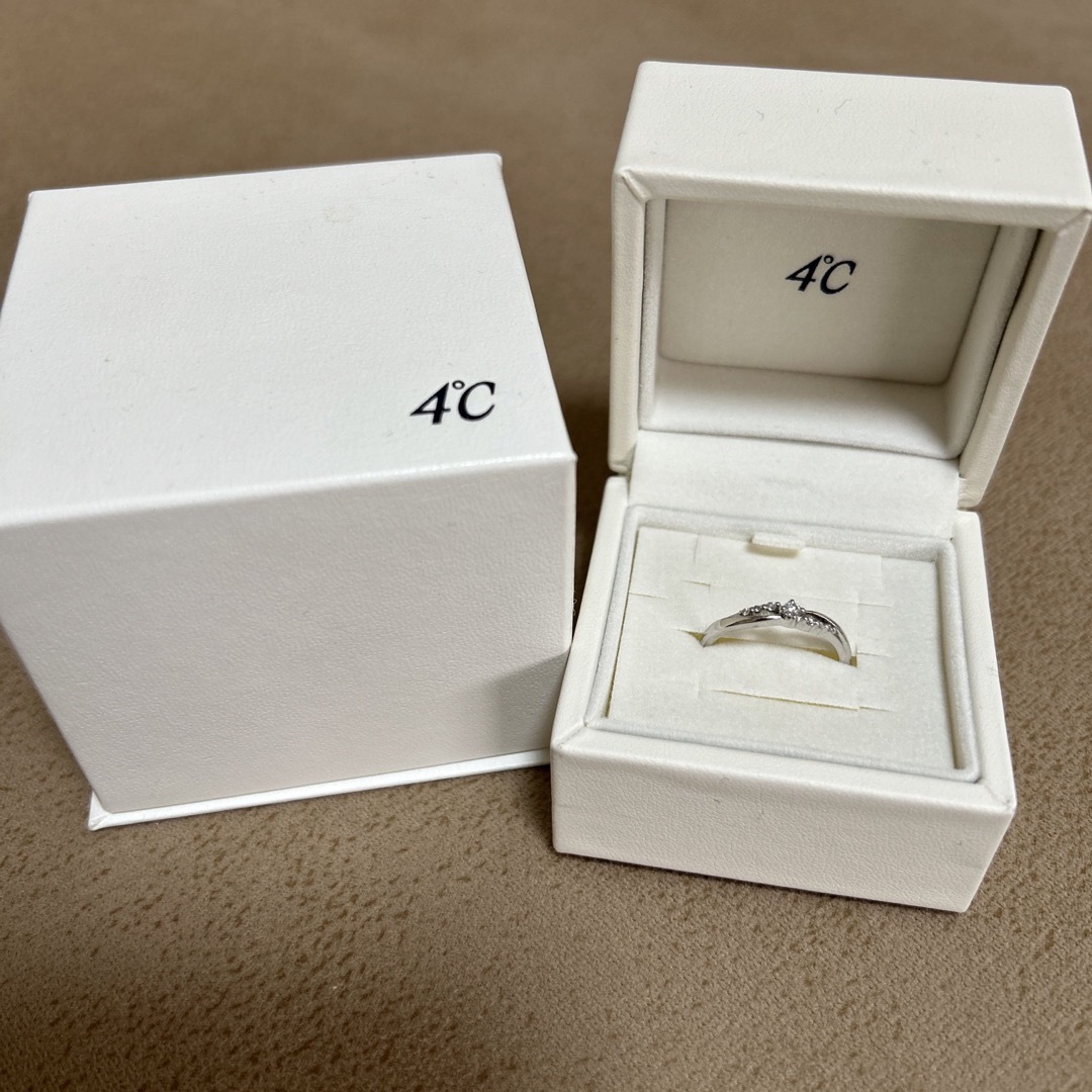4℃(ヨンドシー)の4℃  K10ダイヤモンドリング レディースのアクセサリー(リング(指輪))の商品写真