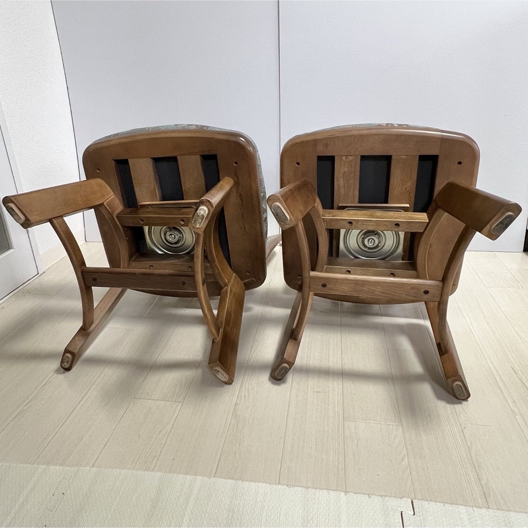 カリモク家具 - カリモク家具 回転式ダイニングチェア 二脚セット 花柄