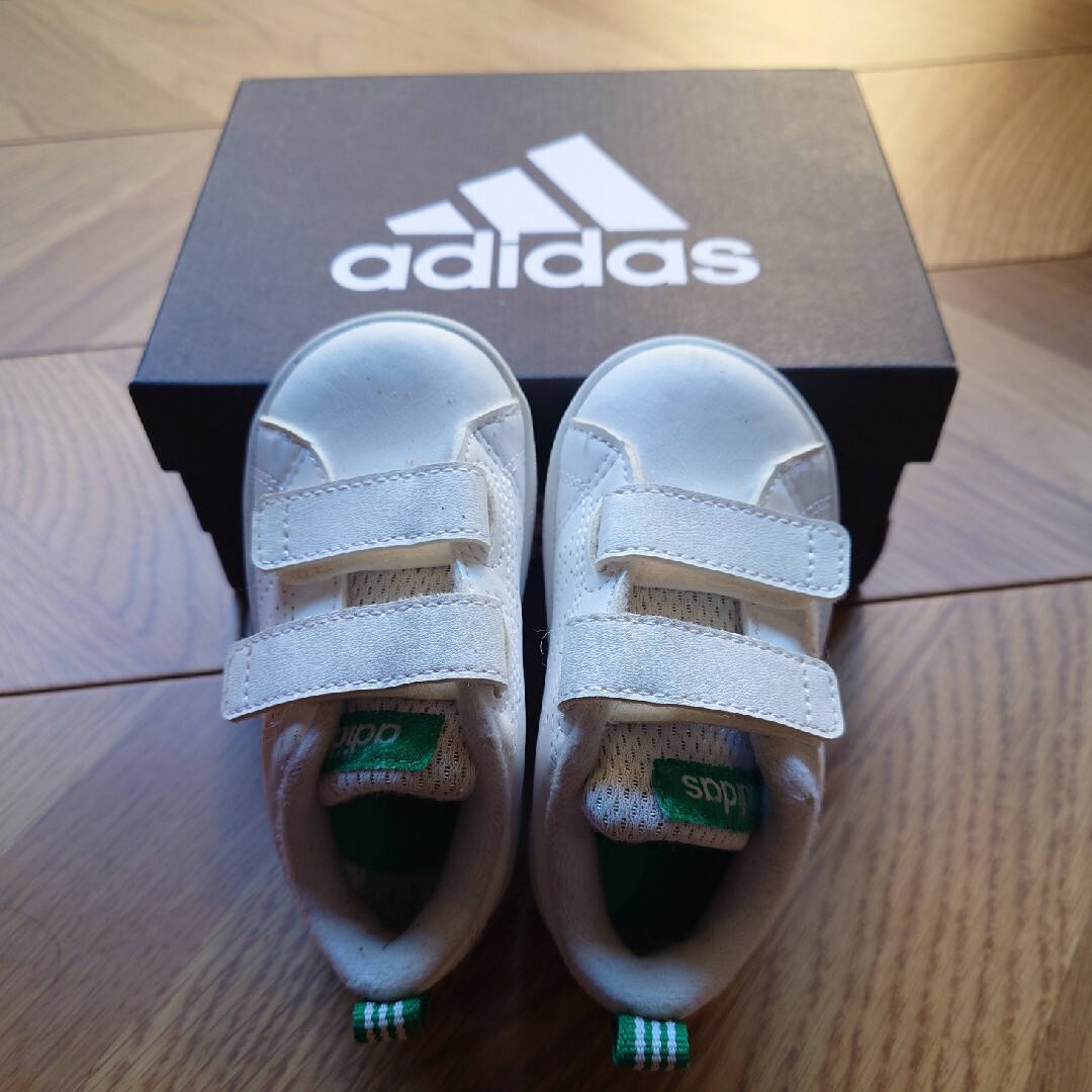 adidas(アディダス)のadidas kidsスニーカー 12cm 美品 キッズ/ベビー/マタニティのベビー靴/シューズ(~14cm)(スニーカー)の商品写真