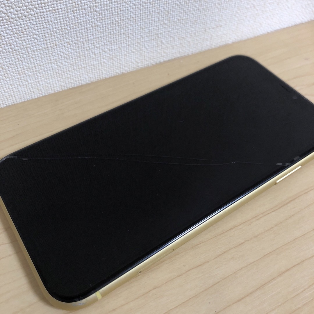 スマホ/家電/カメラiPhone XR SIMフリー 完動品 iPhoneXR 64GB 画面割れ