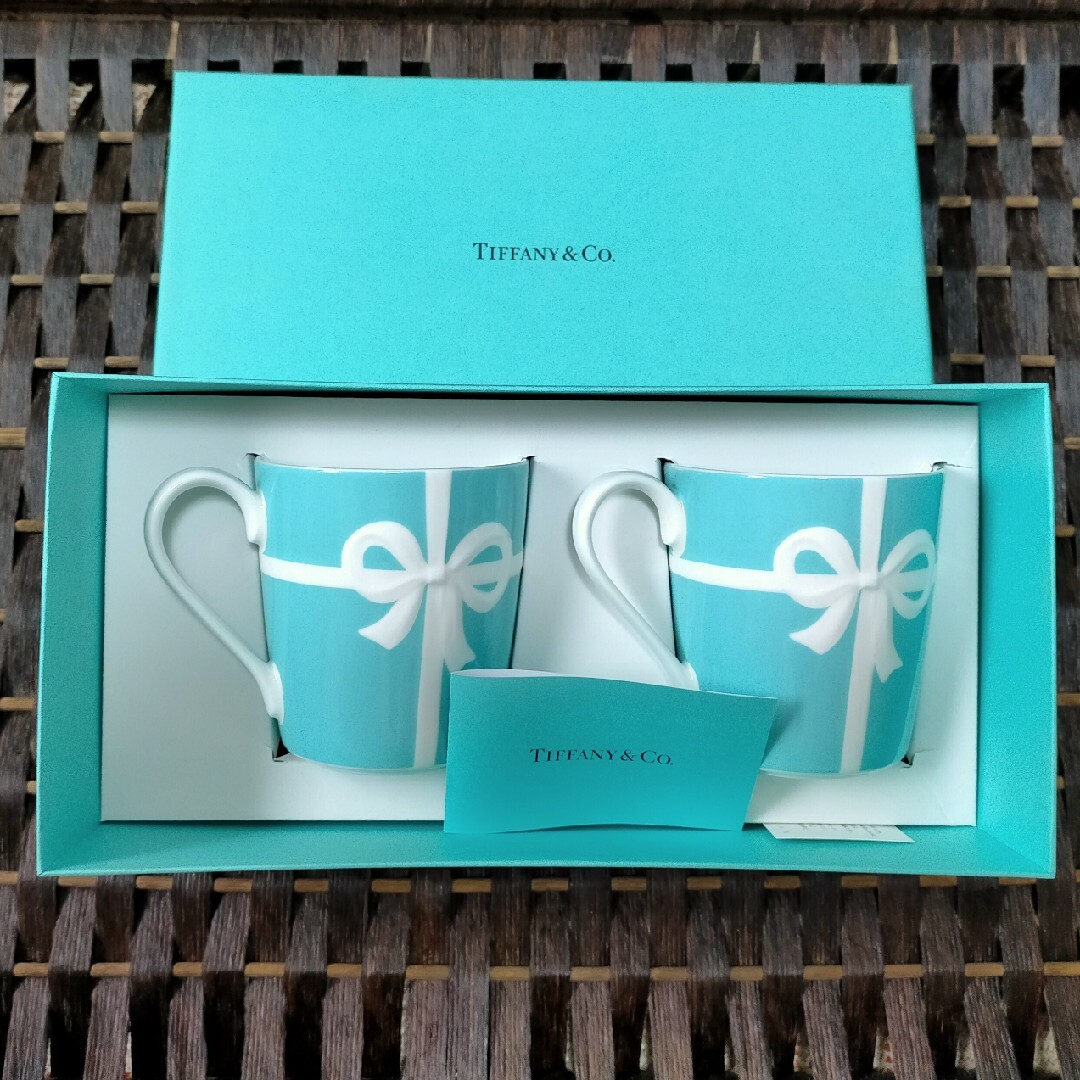 Tiffany & Co.(ティファニー)の☆新品未使用☆　ティファニー　マグカップ　セット　TIFFANY キッズ/ベビー/マタニティの授乳/お食事用品(マグカップ)の商品写真