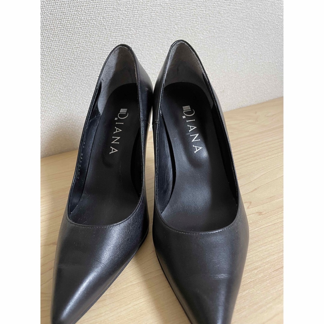 DIANA(ダイアナ)のダイアナ　黒　パンプス レディースの靴/シューズ(ハイヒール/パンプス)の商品写真