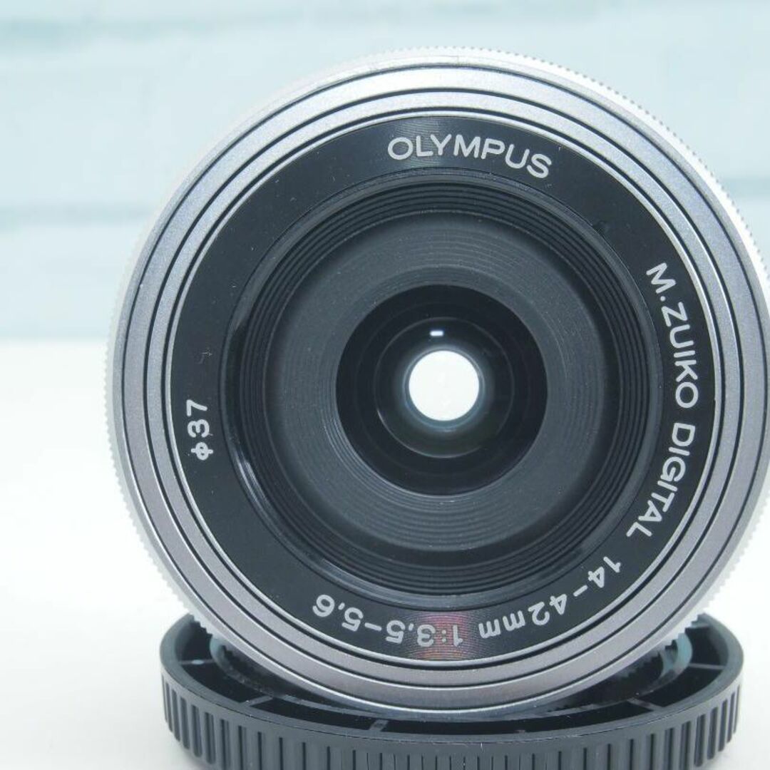 ❤ほぼ新品❤️ OLYMPUS パンケーキレンズ ❤14-42mm シルバー❤️