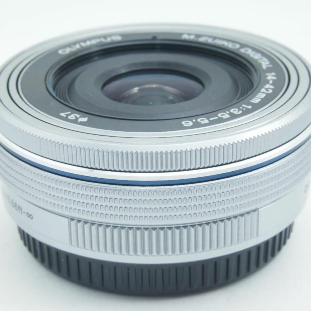 ❤ほぼ新品❤️ OLYMPUS パンケーキレンズ ❤14-42mm シルバー❤️