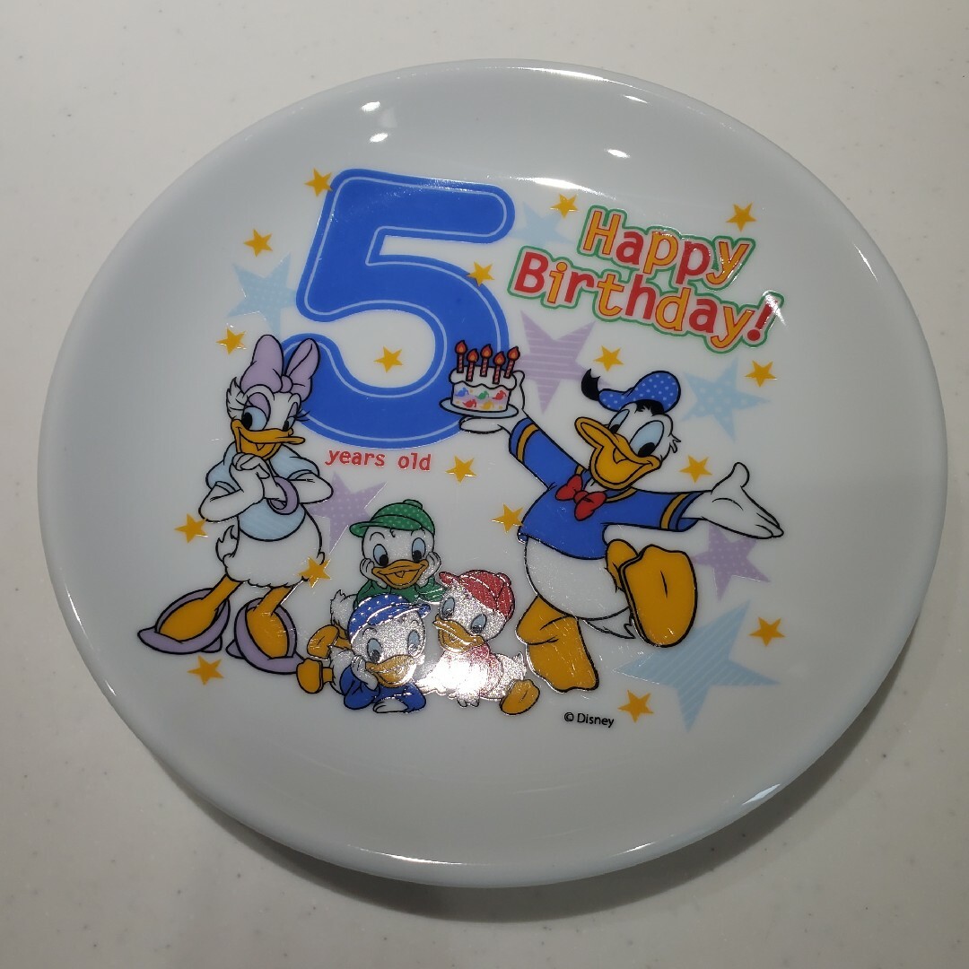 Disney(ディズニー)のDisney*誕生日プレート*5歳 キッズ/ベビー/マタニティの授乳/お食事用品(プレート/茶碗)の商品写真