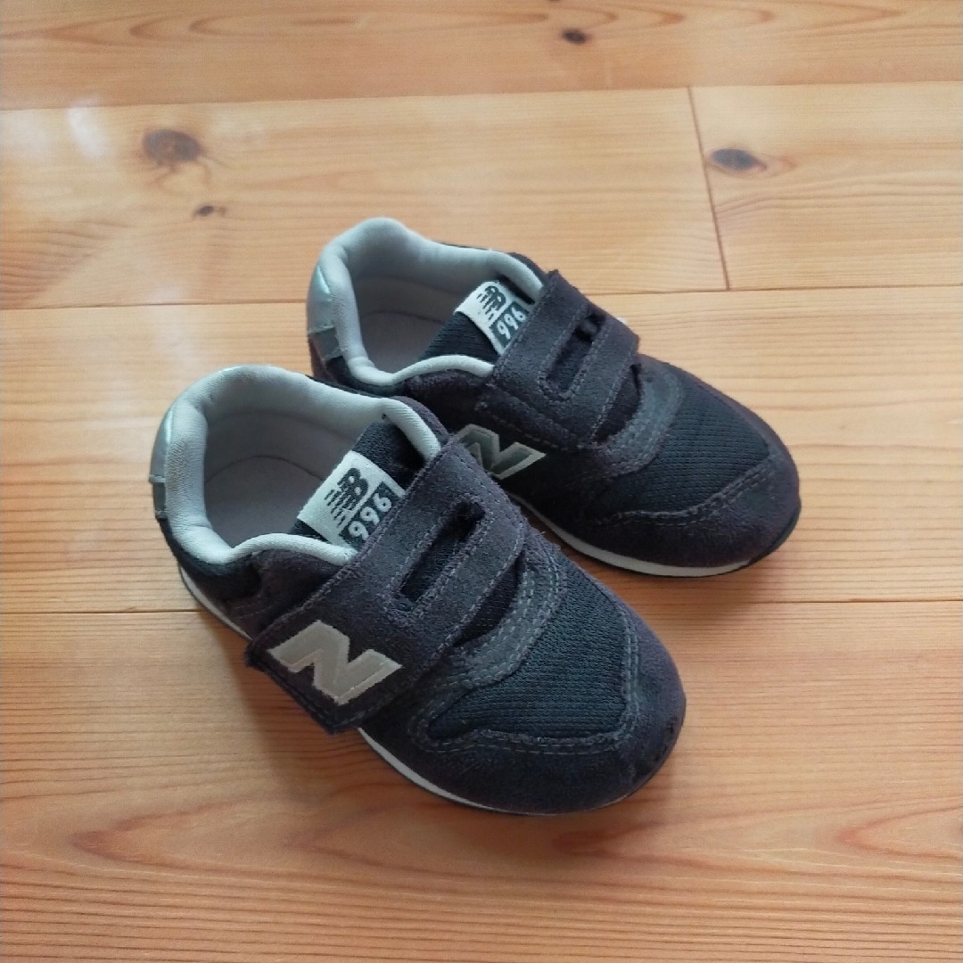 996（New Balance）(キュウキュウロク)のNew Balance 996 キッズスニーカー 15cm キッズ/ベビー/マタニティのキッズ靴/シューズ(15cm~)(スニーカー)の商品写真